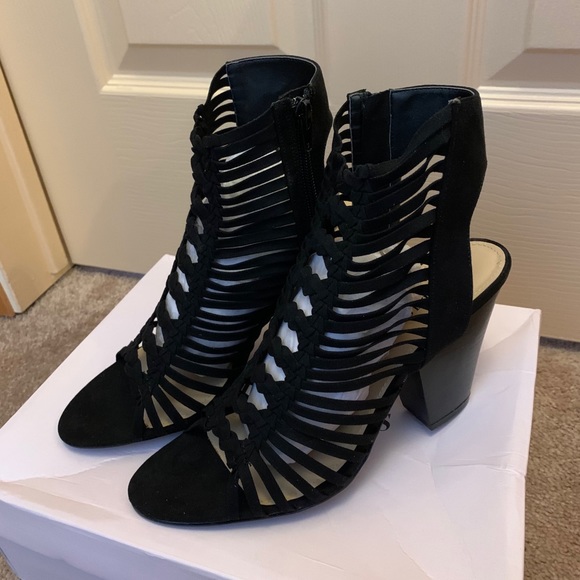 JustFab Black Strappy Heels - Picture 2 of 2